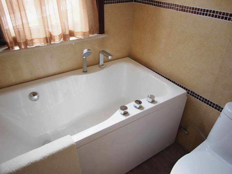 Porcelain Tub Resurfacing in Littleton, CO